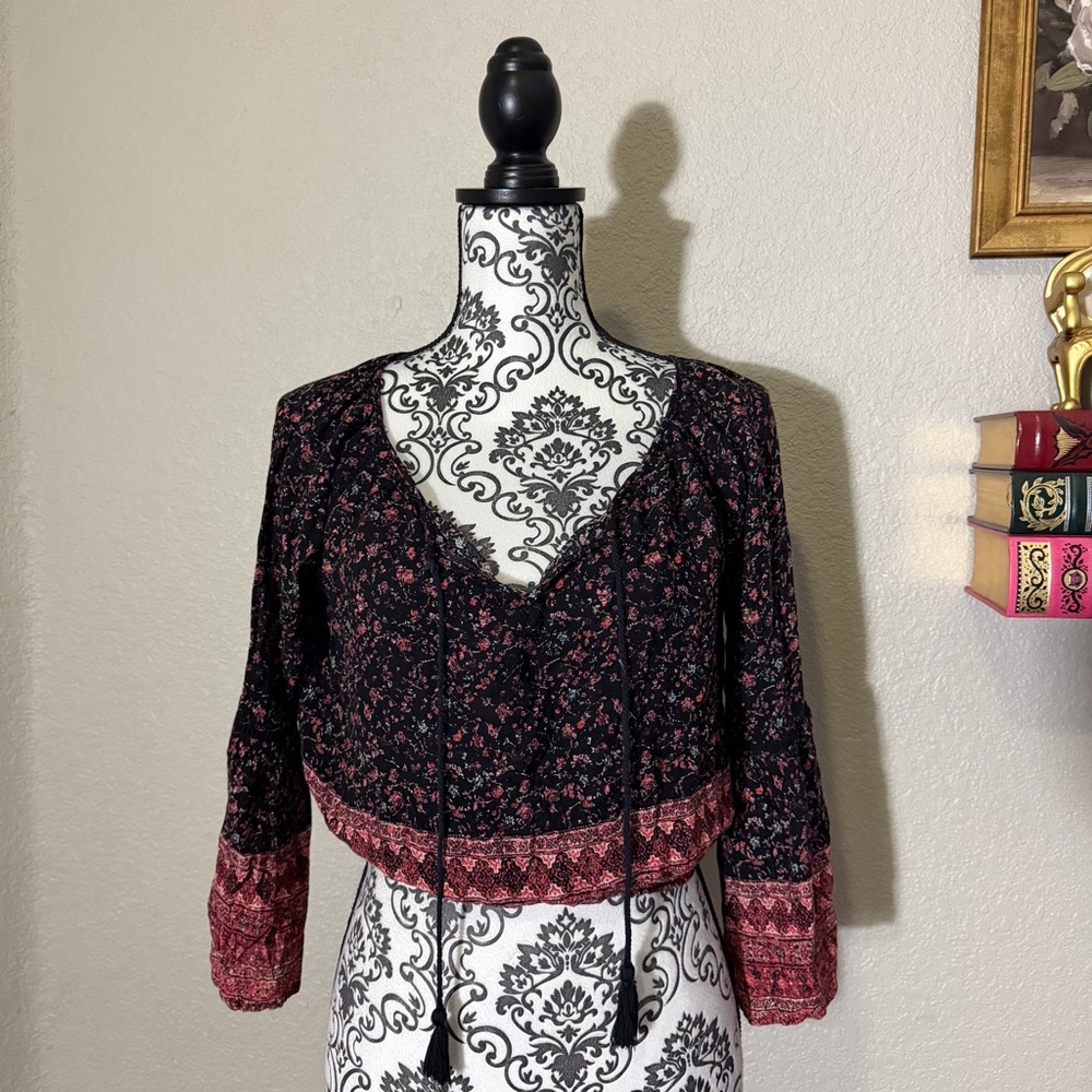 Forever 21 Black and Red Floral Blouse